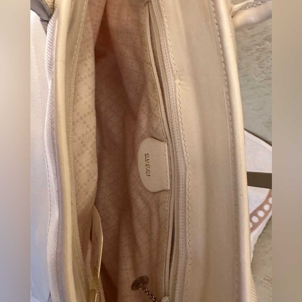GUCCI Vintage Nylon Tote Bag in White/Ivory - Picture 6 of 11